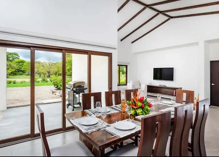 Beautiful House With Private Pool Hacienda Pinilla *