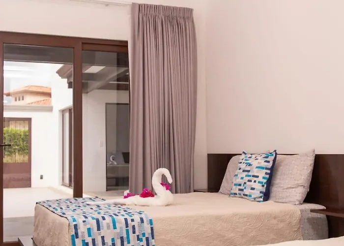 Ferienhaus Beautiful House With Private Pool Hacienda Pinilla